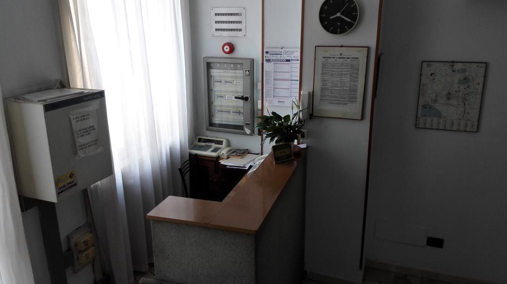 Hotel Mira Βαρέζε Εξωτερικό φωτογραφία