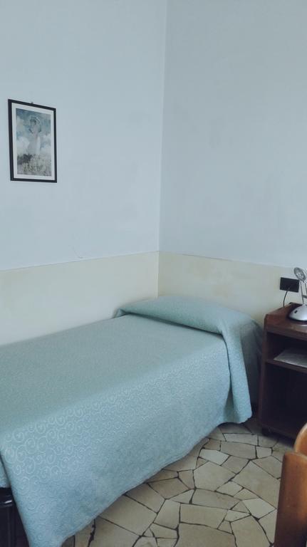 Hotel Mira Βαρέζε Εξωτερικό φωτογραφία